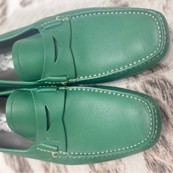 Salvatore Ferragamo Men's "Lake" Green Leather Driving Moccasins Shoes - Picture 8 of 13